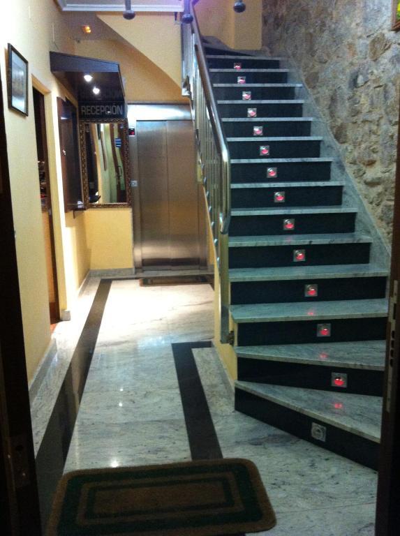 Hostal Hotil Coruna Centro آكورونيا الغرفة الصورة