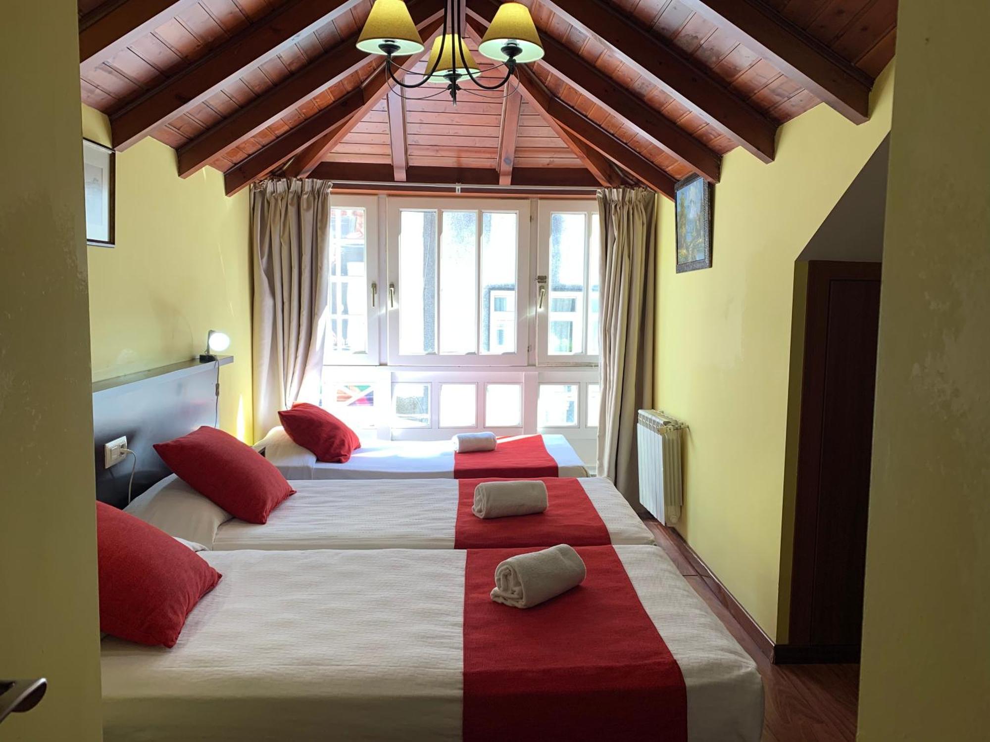 Hostal Hotil Coruna Centro آكورونيا المظهر الخارجي الصورة