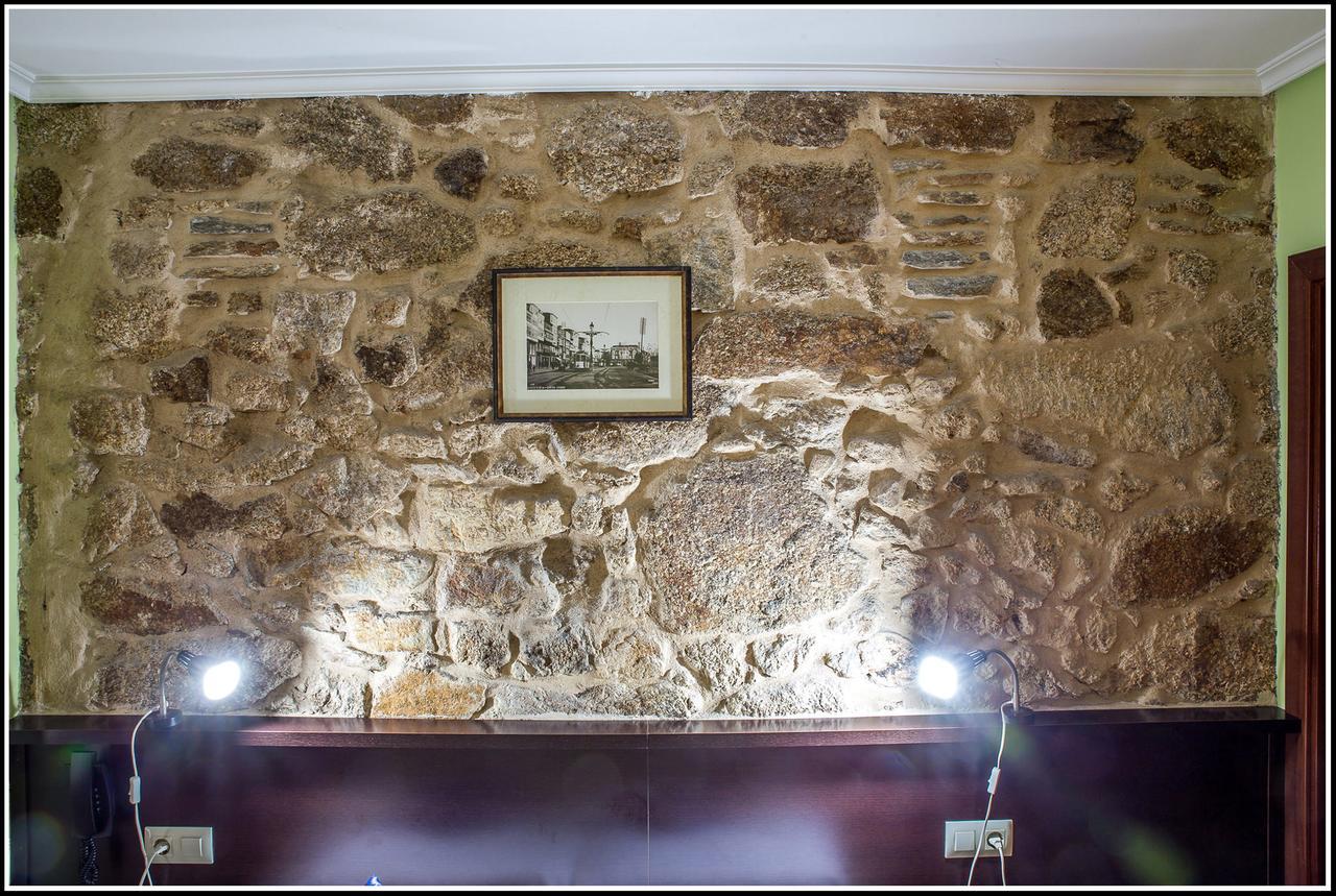 Hostal Hotil Coruna Centro آكورونيا المظهر الخارجي الصورة