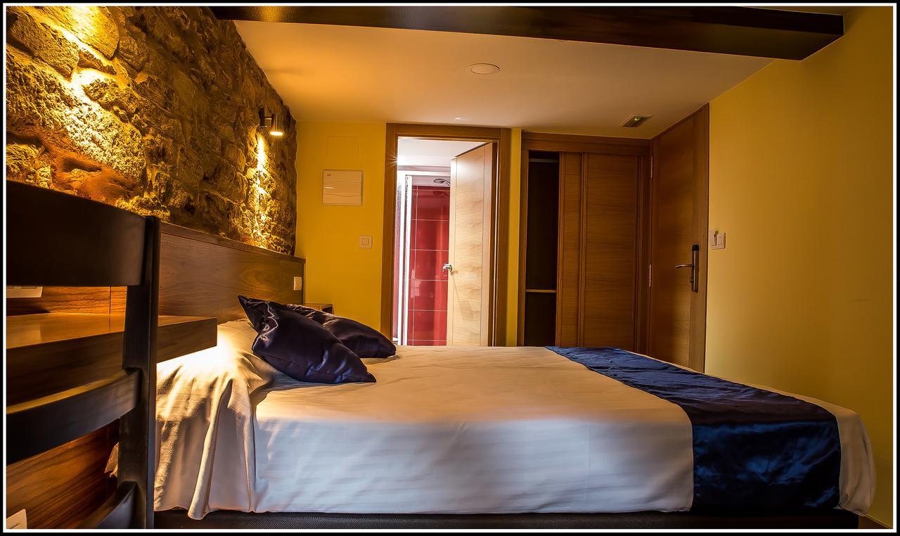Hostal Hotil Coruna Centro آكورونيا المظهر الخارجي الصورة